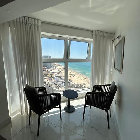 סוויטת אהבה מתוקה על הים-Sweet Love Suite On The Sea Bat Yam Bagian luar foto
