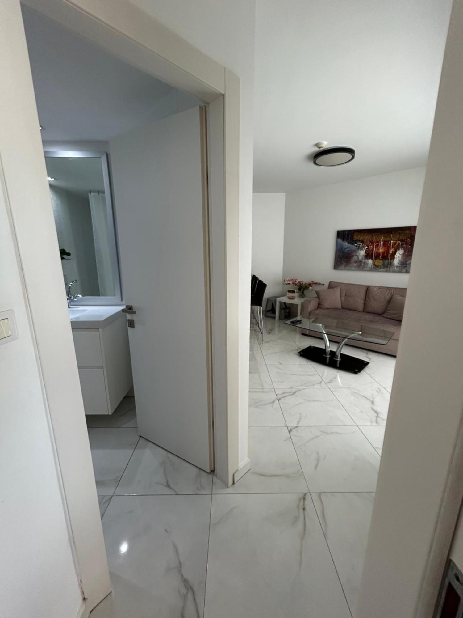 סוויטת אהבה מתוקה על הים-Sweet Love Suite On The Sea Bat Yam Bagian luar foto