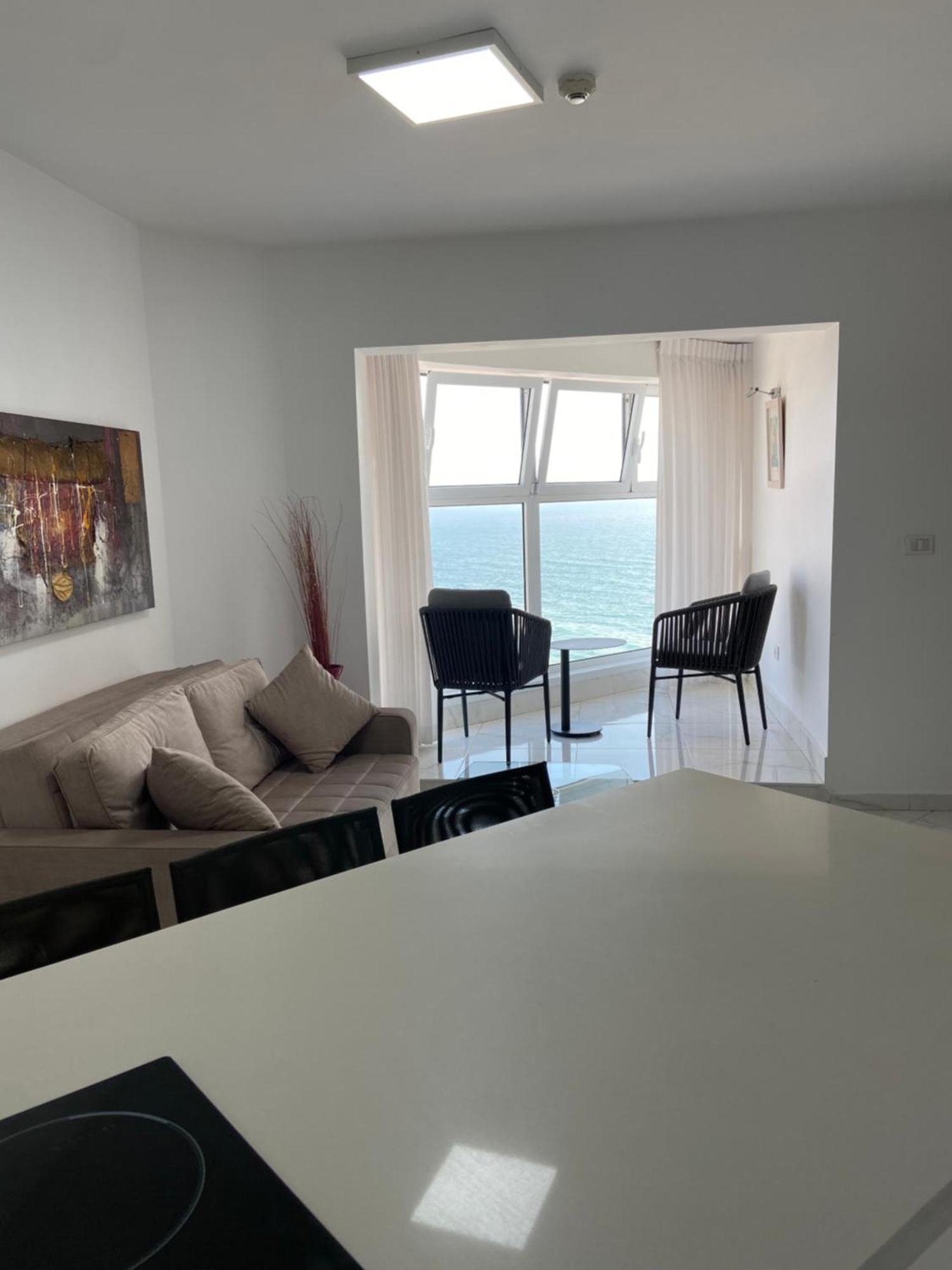 סוויטת אהבה מתוקה על הים-Sweet Love Suite On The Sea Bat Yam Bagian luar foto
